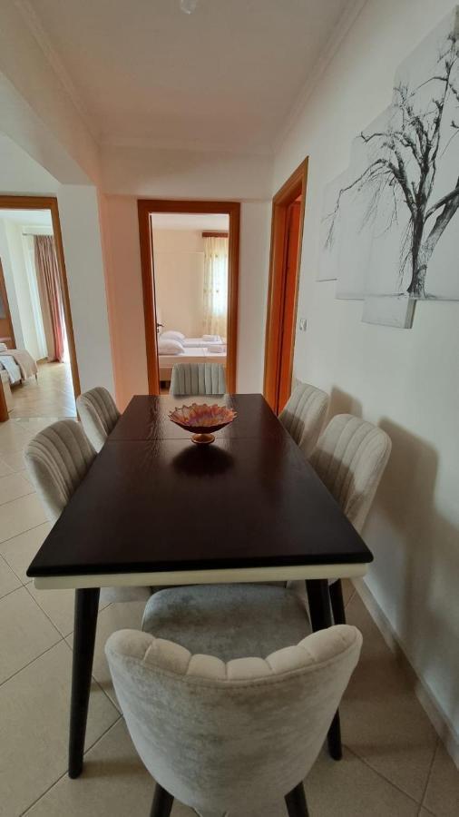 Ideal Apartments & Rooms Саранда Экстерьер фото